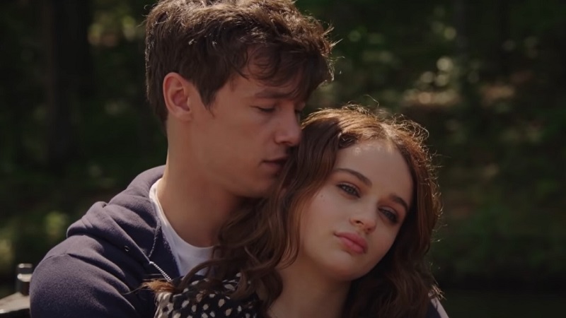 Giữa Sống Và Chết - The In Between (2022)